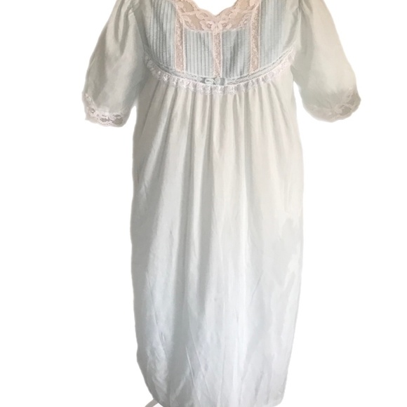 VTG Barbizon Baby Blue Lace Nightgown - Picture 8 of 8